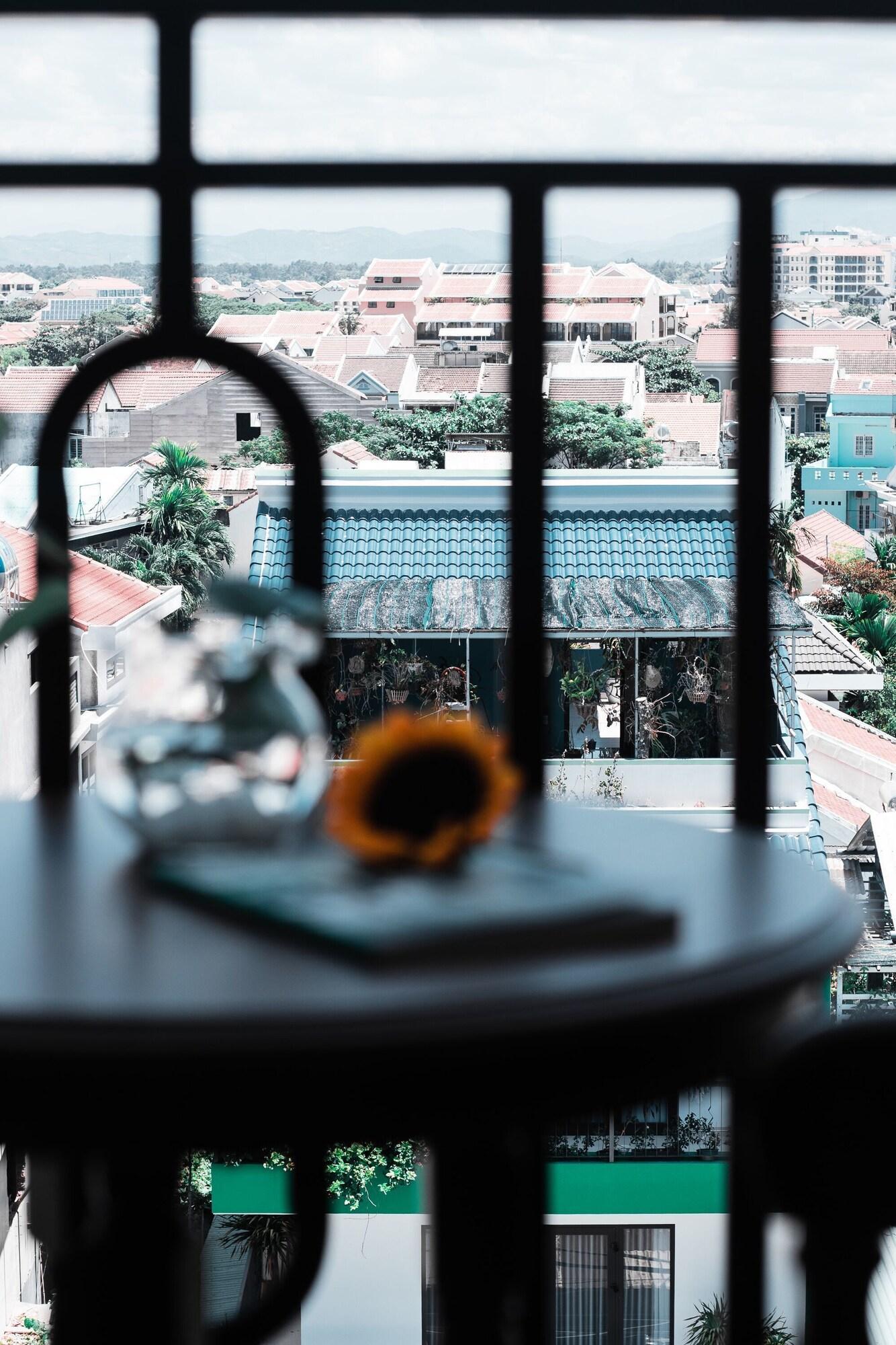 Uptown Hoi An Hotel & Spa Exterior photo